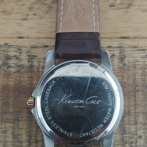 Kenneth Cole Wrist Watch - Picture 3 of 3